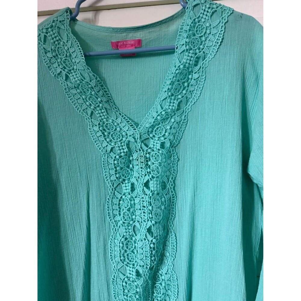 Isaac Mizrahi Aqua Crochet-Trim V-Neck Top